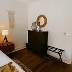 Suites On Main - Unit 1