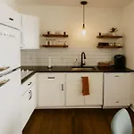Suites On Main - Unit 1