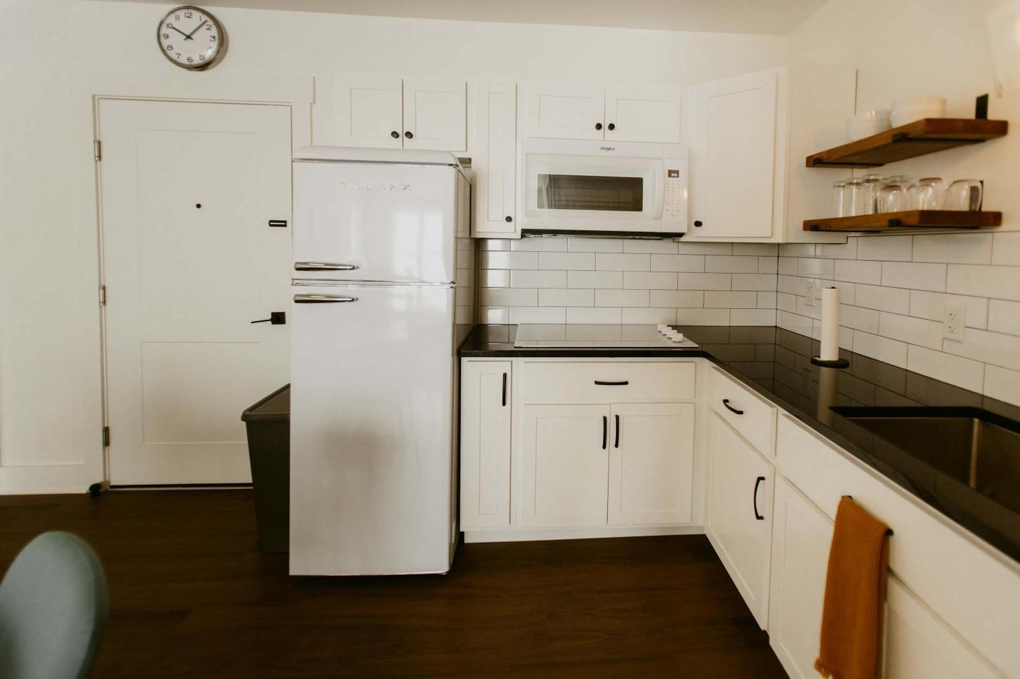 On Main - Unit 1 Dalton